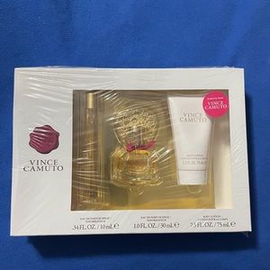 Vince Camuto Gift Set